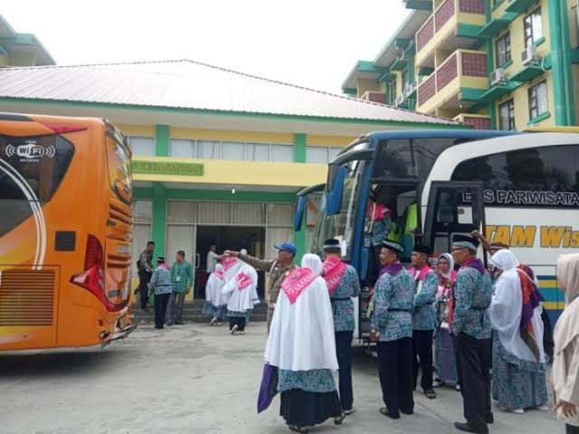 Aturan Baru Pengelola Bandara Jeddah, Pakaian Ihram JCH Dipakai di EHA Riau