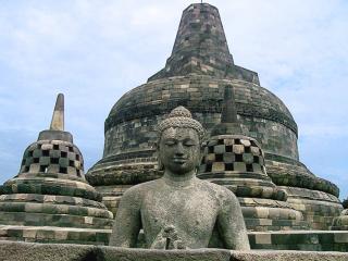 DPR Kritik Rencana Pemerintah Menaikkan Tarif Tiket Masuk Candi Borobudur Setinggi Langit