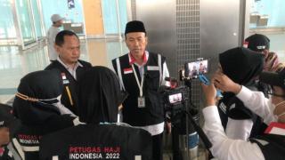 Istri Wafat Saat Sampai di Tanah Suci, Suami: Ya Allah, Tadi Masih Bercanda Sama Saya di Pesawat