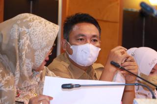 Bantuan STB Bagi Warga Miskin, Diskominfotiksan Pekanbaru Targetkan 5 Ribu KK