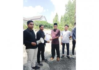 Kawasan Hutan Diduga Dirambah Oknum Dewan, AMPK Geruduk Gedung DPRD Kuansing