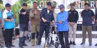 Pj Walikota Pekanbaru Jalan Santai Bersama Forum RT/RW Kecamatan Pekanbaru Kota