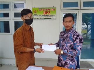 134 Siswa Tak Mampu Menerima Zakat dari UPZ Disdik Pekanbaru 
