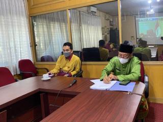 Kadis Kominfotik Riau Hadiri Webinar Sosialisasi Program Bantuan STB