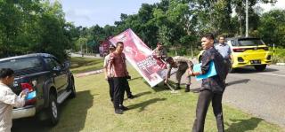 Pemkab Kampar Tertibkan Reklame Tidak Taat Pajak dan Tanpa Izin