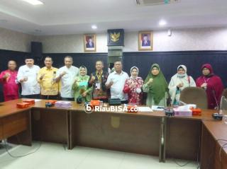 Bahas Kenaikan Bahan Pokok, Komisi II DPRD Pekanbaru RDP Bersama TPID