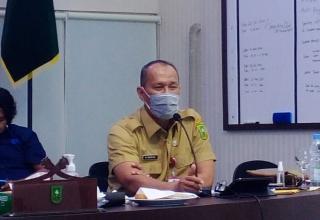 Beli Minyak Goreng Pakai KTP dan Aplikasi PeduliLindungi, Ini Kata Kadisperindag Riau