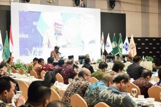 Rakor Gubernur Se-Sumatera Soroti Harga Sawit