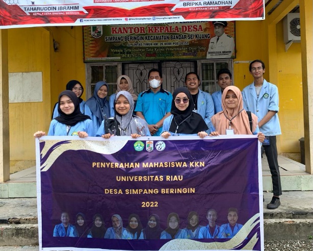 Beginilah Aksi Kuliah Kerja Nyata Balek Kampung UNRI di Desa Simpang Beringin Pelalawan