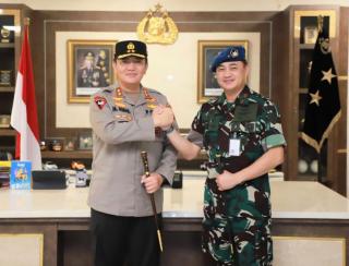 Terima Kunjungan Danlanud, Kapolda Riau Yakin Sinergitas TNI Polri Semakin Solid