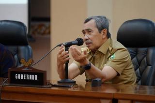 PNS DLHK Riau Diduga Peras Warga, Gubri: Merusak Citra Pemprov