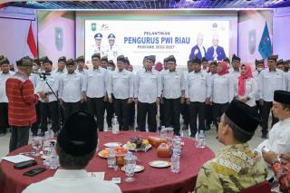 Lantik Pengurus PWI Provinsi Riau Masa Bakti 2022-2027, Ini pesan Atal S Depari