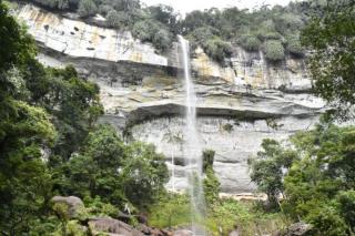 Selain Pesona Batu Tilam, Di Kampar Kiri Hulu juga Ada Air Terjun Batang Kapas
