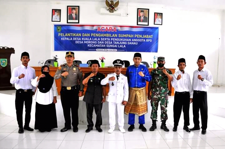 Camat Sungai Lala Lantik Penjabat Kades Kuala Lala