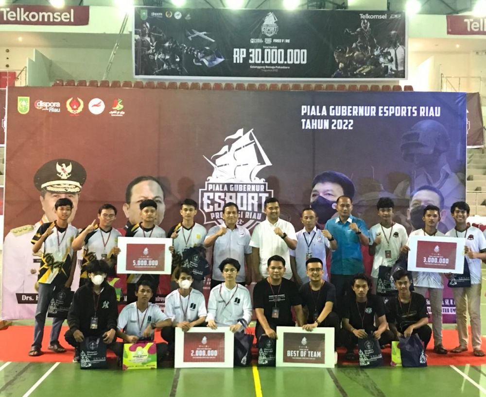 Penutupan Piala Gubernur E-Sport Riau 2022, Kadispora Terus Dukung Perkembangan E-Sport Riau