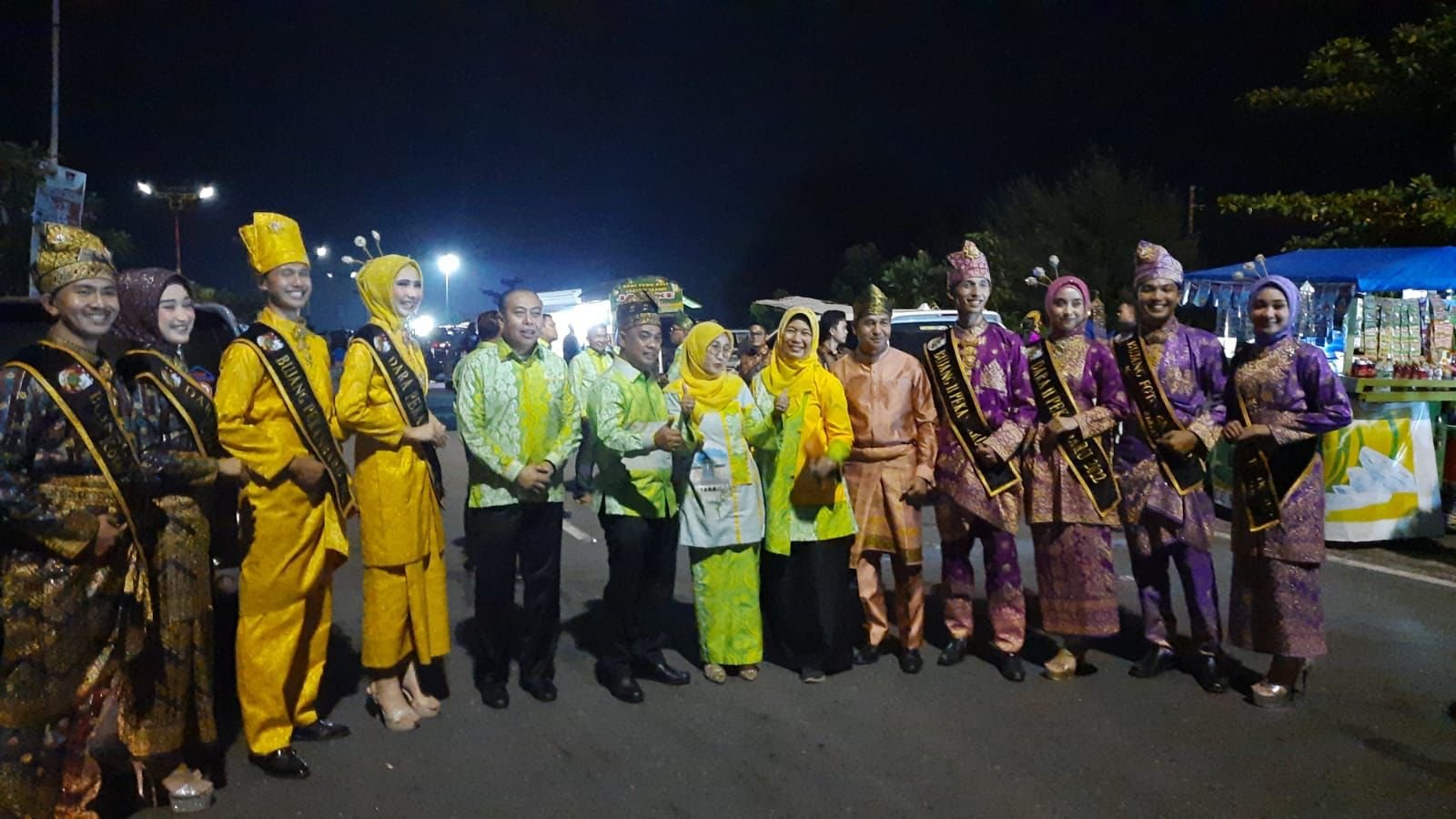Delegasi Pekanbaru Ikuti Pawai Budaya Rakernas Apeksi 2022 di Padang