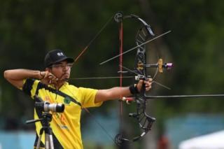Atlet Panahan Riau Sabet Emas di Asean University Games XX