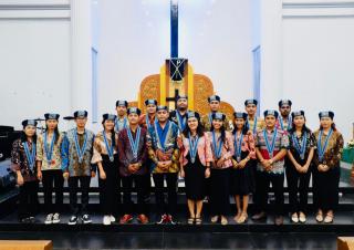 Ketum GMKI Lantik Pengurus Pekanbaru, Senior: Dipuji Tidak Terbang, Dihina Tidak Tumbang..