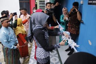 Disketapang Pekanbaru Terima Hibah Cool Storage dari Bank Indonesia