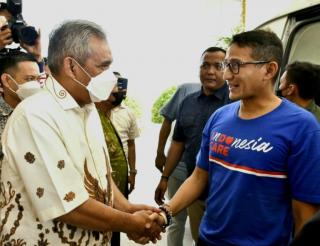 Pj Bupati Kampar Sambut Menparekraf RI Sandiaga Uno