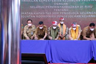 Muflihun Teken MoU dengan Kemenkeu terkait Koordinasi Pengelolaan Keuangan