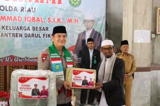 Berkunjung ke Meranti, Kapolda Riau Sambangi Ponpes Darul Fikri