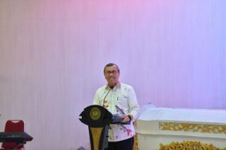 Serius Tangani Anak Putus Sekolah, Gubri Launching Aplikasi SIPANTAS