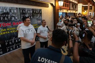 Begini Momen Nobar Film Sayap Sayap Patah di Pekanbaru