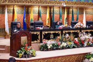 Rapat Paripurna DPRD Riau, Wagubri Sampaikan Jawaban Terhadap Ranperda Pengelolaan Hutan