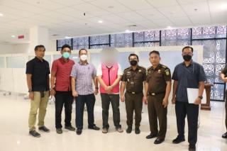 Rugikan Negara Rp3,24 Miliar, DJP Serahkan Tersangka Tindak Pidana Perpajakan ke Kejati Riau