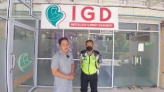 Polantas Pekanbaru Terobos Macet Kawal Mobil Bawa Balita ke Rumah Sakit