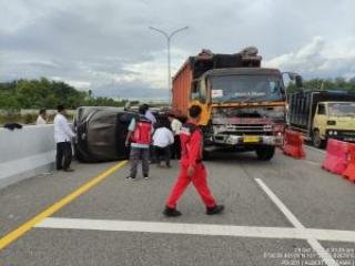 Kecelakaan di Tol Pekanbaru-Dumai, Empat Kendaraan Rusak, 1 Korban Luka Ringan