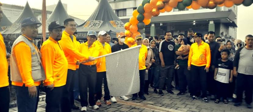 Gebyar Milad dan Muktamar Muhammadiyah ke 48, UMRI Gelar Gerak Jalan Sehat