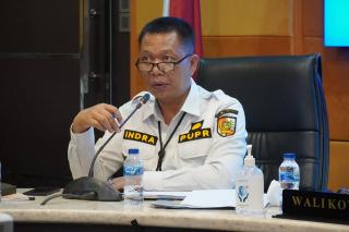 Dinas PUPR Pekanbaru Akui Banyak Drainase Tersumbat karena Sampah