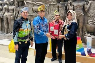 Dorong UMKM Naik Kelas, Produk Unggulan Riau Dipamerkan di Sarinah Jakarta