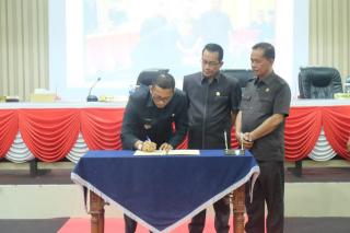 Bupati Meranti Tandatangani KUA PPAS 2023