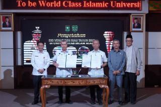 Pemprov Riau Hibahkan Tiga Unit Eks Venue Kepada UIR