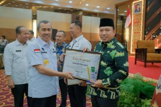 Pemkab Siak Raih Penghargaan Pada Riau Investment Award 2022