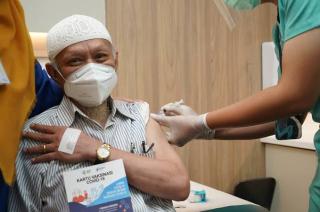 Beri Perlindungan Tambahan, Lansia Diberikan Vaksin Booster Kedua