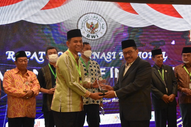 BWI Provinsi Riau Dinobatkan Perwakilan BWI Provinsi Terbaik di Indonesia Tahun 2022