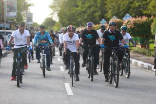 Meriahkan Tour de Siak 2022, Bupati Alfedri Lepas Sepeda Santai