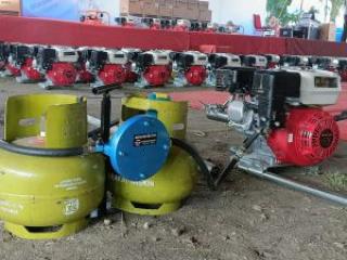 Nelayan dan Petani di Kampar dapat Paket Konversi BBM-LPG