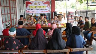 Kapolresta Pekanbaru Dengar Curhatan Warga Senapelan