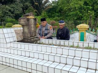 Kapolres Inhu Ziarah ke Makam Raja-raja Kota Lama