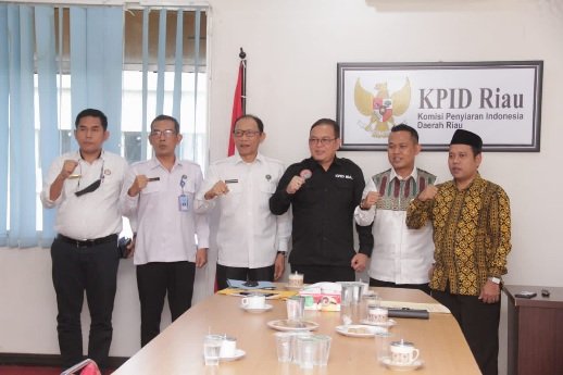 BNN Riau Silaturahmi Ke KPID Riau, Komitmen Riau Bebas Narkotika