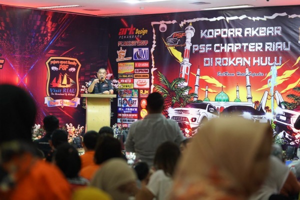 Pedagang di Riau Bentuk Komunitas Mobil Pajero Sport
