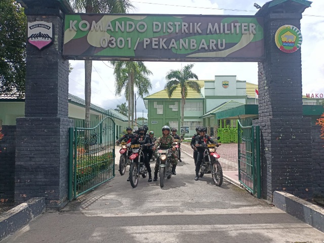 Patroli Gabungan TNI Polri Minimalisir Gangguan Kamtibmas di Pekanbaru