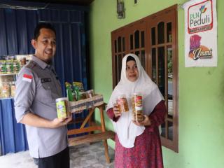 Fasilitasi UMKM Kampar Go Nasional dan International, Kadiskominfosan Kampar Tinjau Lokasi Home Industri 