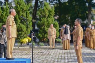 Raja Hendra Dilantik Sebagai Kadiskominfo Pekanbaru