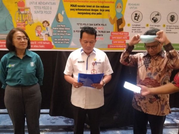 Imunisasi Polio Massal di Riau Dimulai, Pemprov Juga Akan Lakukan Door To Door